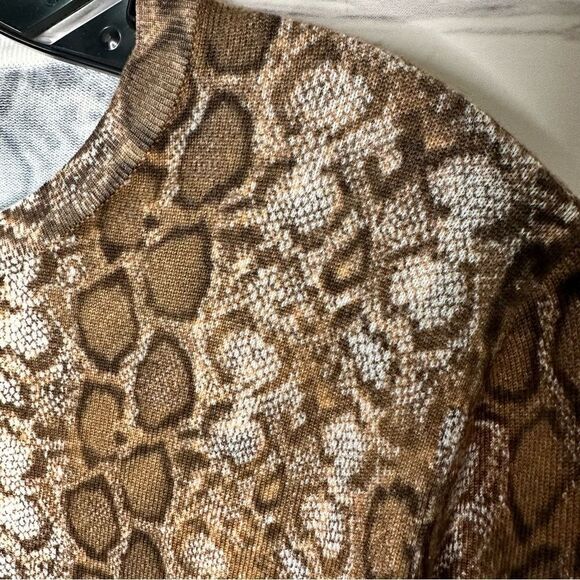 Ava Paige small animal print cardigan - Picture 5 of 5